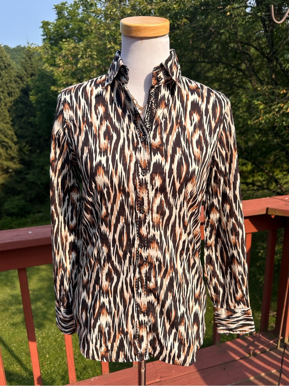 Robert Graham Women's Multi-Color Animal Print Paisley Button-Down Shirt